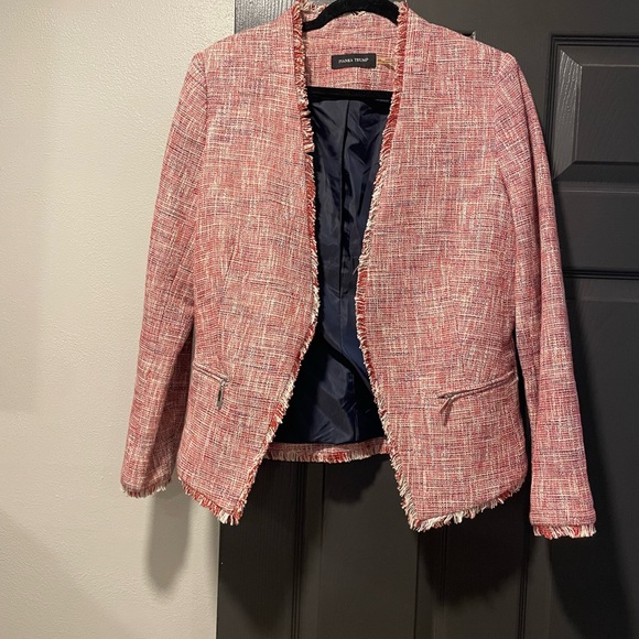 Ivanka Trump Jackets & Blazers - Ivanka Trump Pink Tweed Blazer